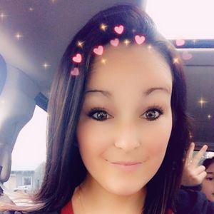 Meet your Posher, Katelynn